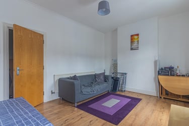 2 bed house, Diana Street, Plasnewydd, Cardiff, CF244TT - Image 3